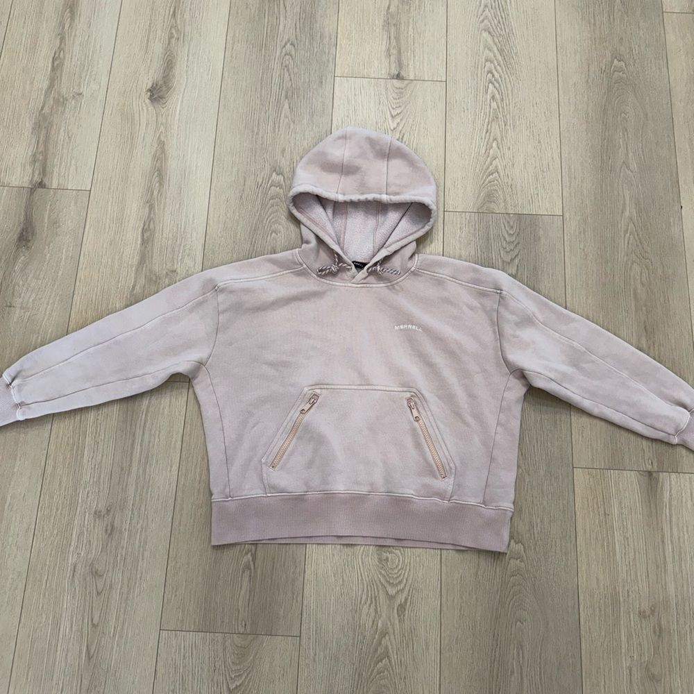 Merrell women’s medium hoodie sweater baby pink outerwear